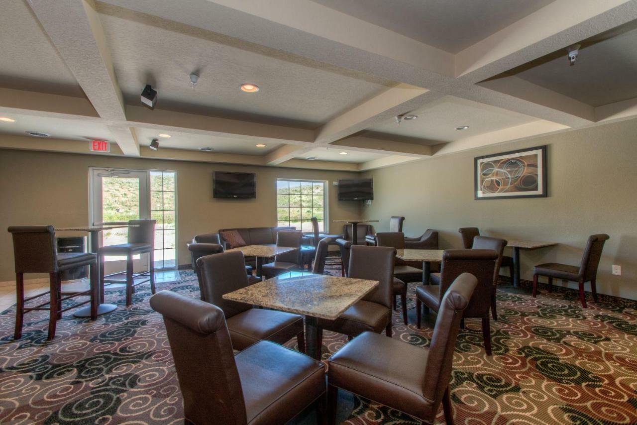 Cobblestone Inn & Suites - Wray Exteriör bild