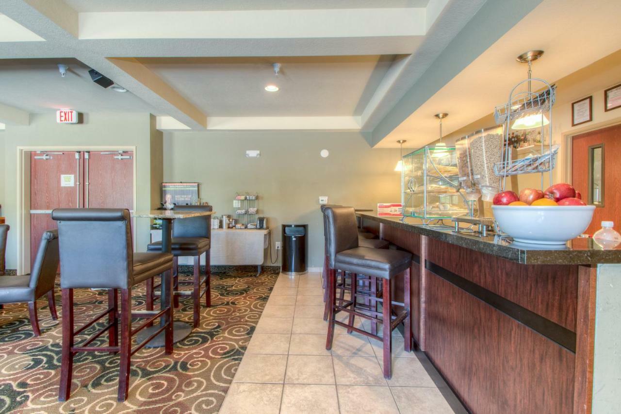Cobblestone Inn & Suites - Wray Exteriör bild